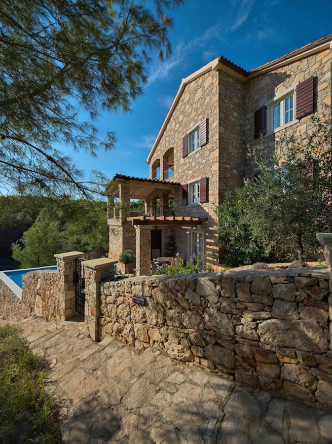 Villa Rosa Vrboska Luaran gambar