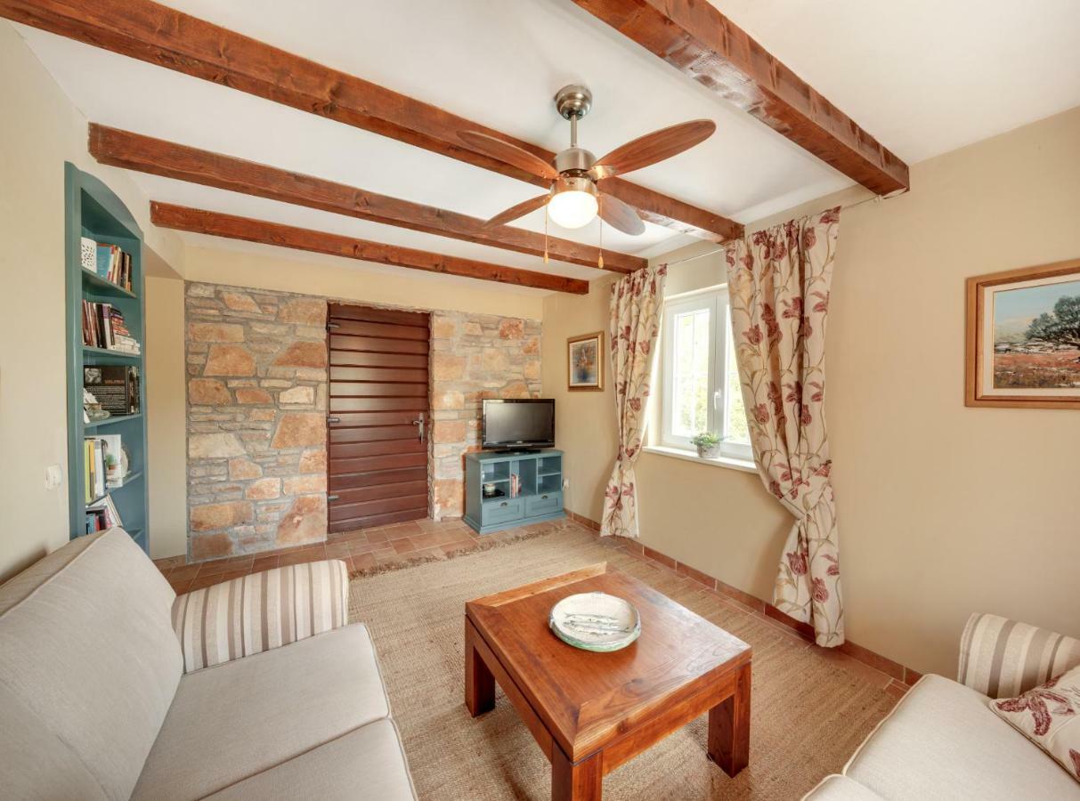 Villa Rosa Vrboska Luaran gambar